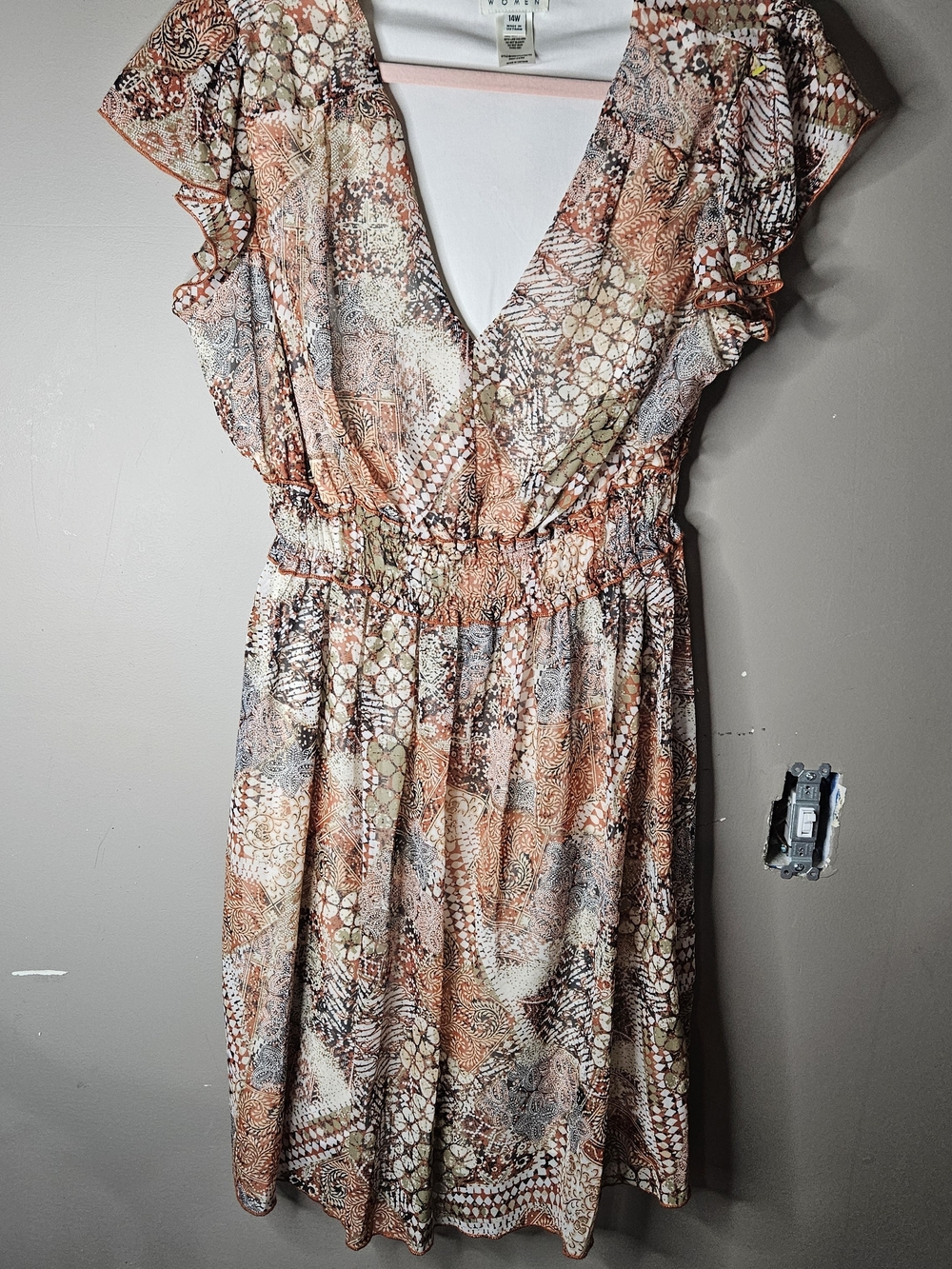 Enfocus Studio Orange Multi Floral Wrap Mini Dress Size 14W Ptp 21" Length 38"